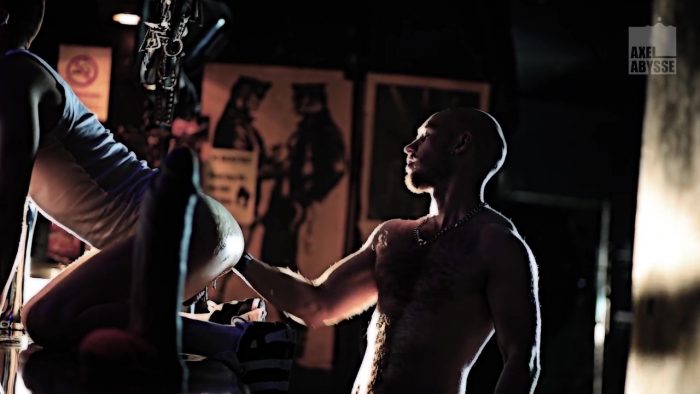 Axel Abysse: Fisting, Sneakers, Dildos - 3 in 1