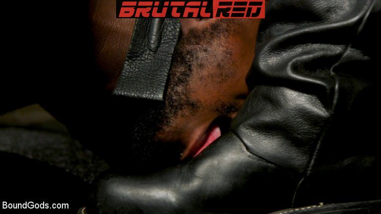 Master Arad Winwin Punishes Boot Licking Slave Parker Payne