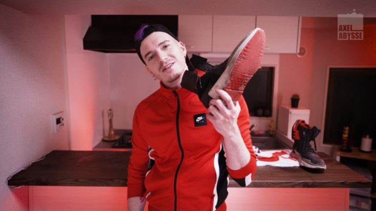 Axel Abysse: Scoop of X-Lube & Self Fisting