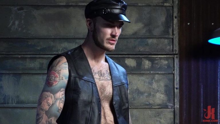 Master Christian Wilde Owns You - Clean His Leather