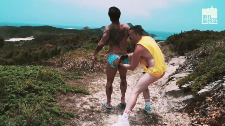 Paradiso: Axel Abysse & Yoshi Kawasaki Fist Fuck Each Other
