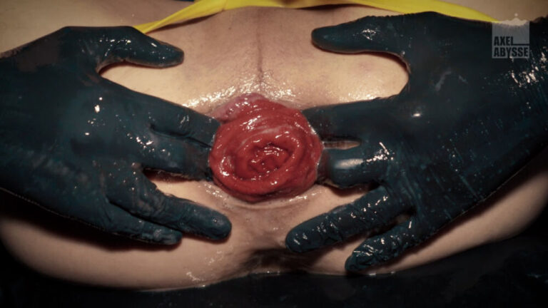 Ass Punching & Rosebud Eating: Axel Abysse & Nanashi