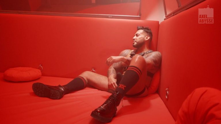 Foot Fucking, Fisting & Pissing With Viktor Rom & Axel Abysse