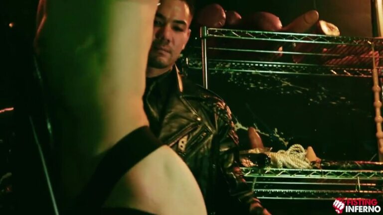 Colton Reece & Quin Quire - Leather Domination