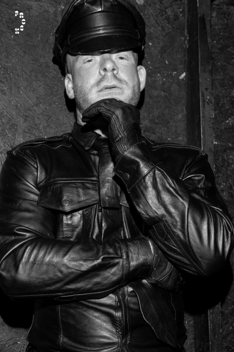 Gay Fisting Orgy At The Leather Bar