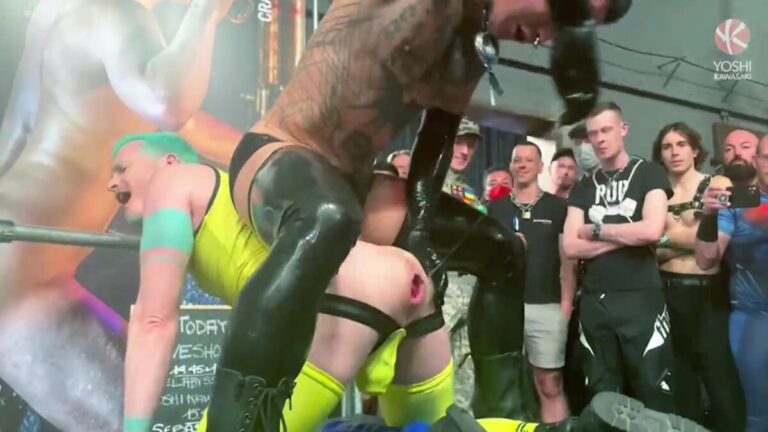 Yoshi Kawasaki & Axel Abysse: Fisting Show For Crackstuffers
