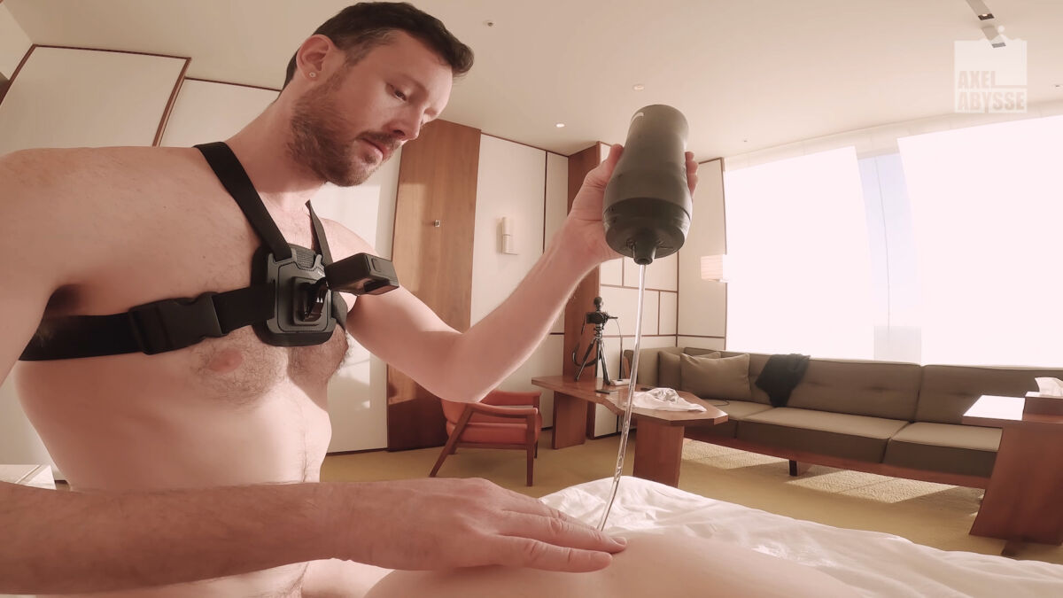 Dylain Turns Axel Abysse Into A Human Punching Bag 1