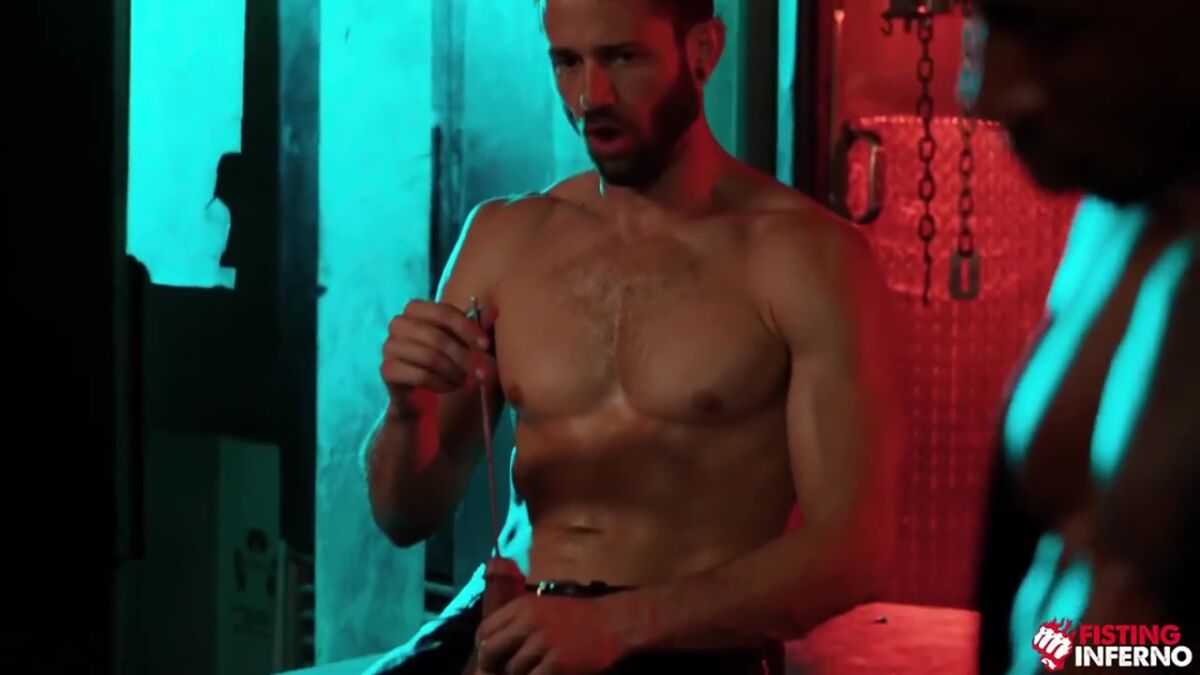 Leather Stud Quin Quire Sounds His Own Cock