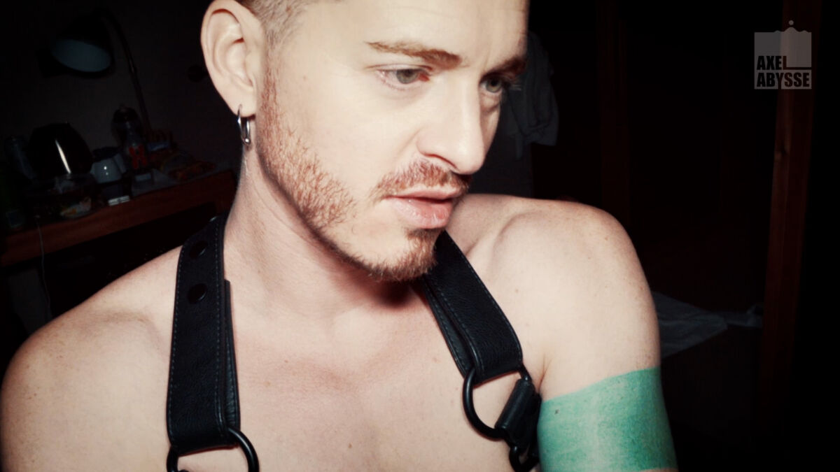 Pup Spyke & Axel Abysse – Double Fisting 10