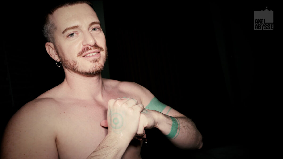 Axel Introduces The Gorgeous Fister Alex Kanyon 12