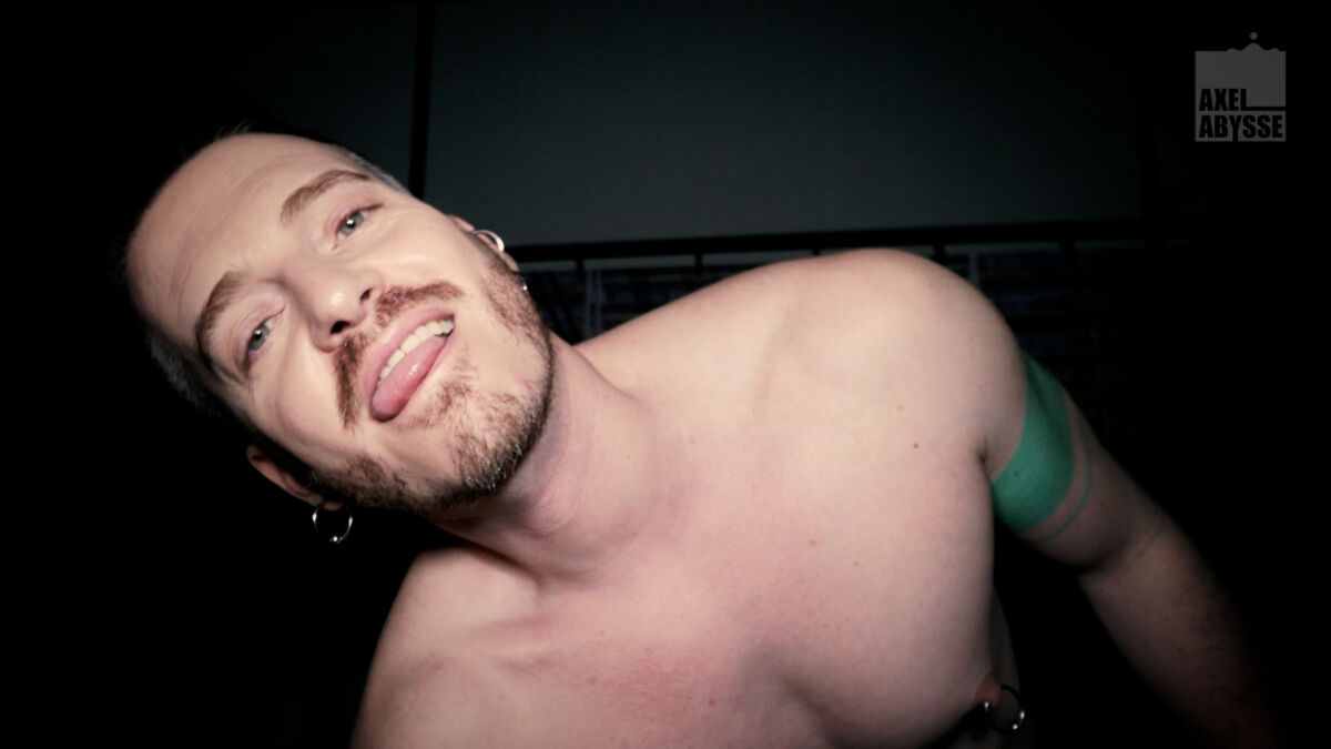 Axel Introduces The Gorgeous Fister Alex Kanyon 8