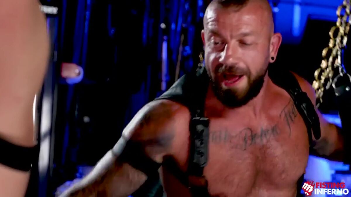 Randy & Hunter Marx Prepare Kyle Michaels For Fisting 1