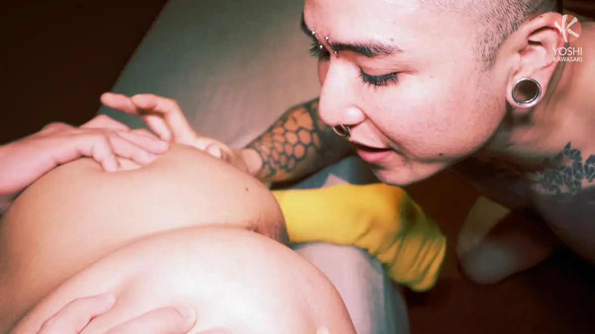 Gay Prolapse Pigs Jefferey Chang & Yoshi Kawasaki Enjoy Punching 1