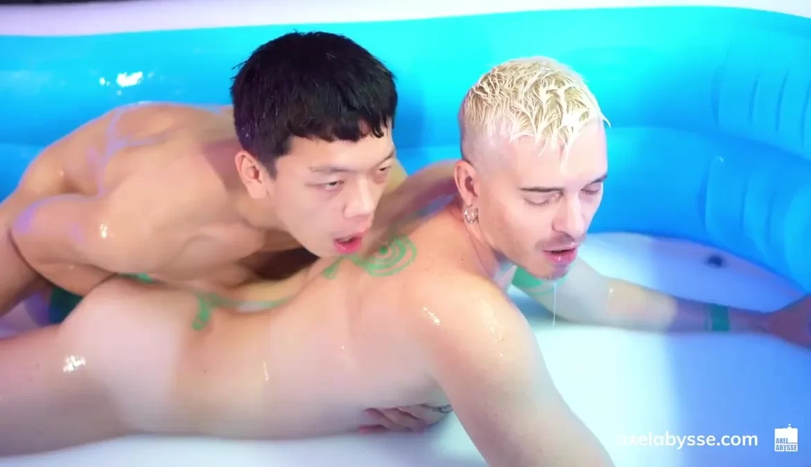 The Fisting Bathtub Yowei & Axel’s Punch Session 5