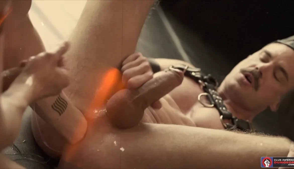 Adam Tyrant & Ridick’s Leather Gay Fisting Encounter 7