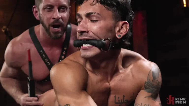 Leather & Pain: Master Johnny Ford VS Siren Santiago 13