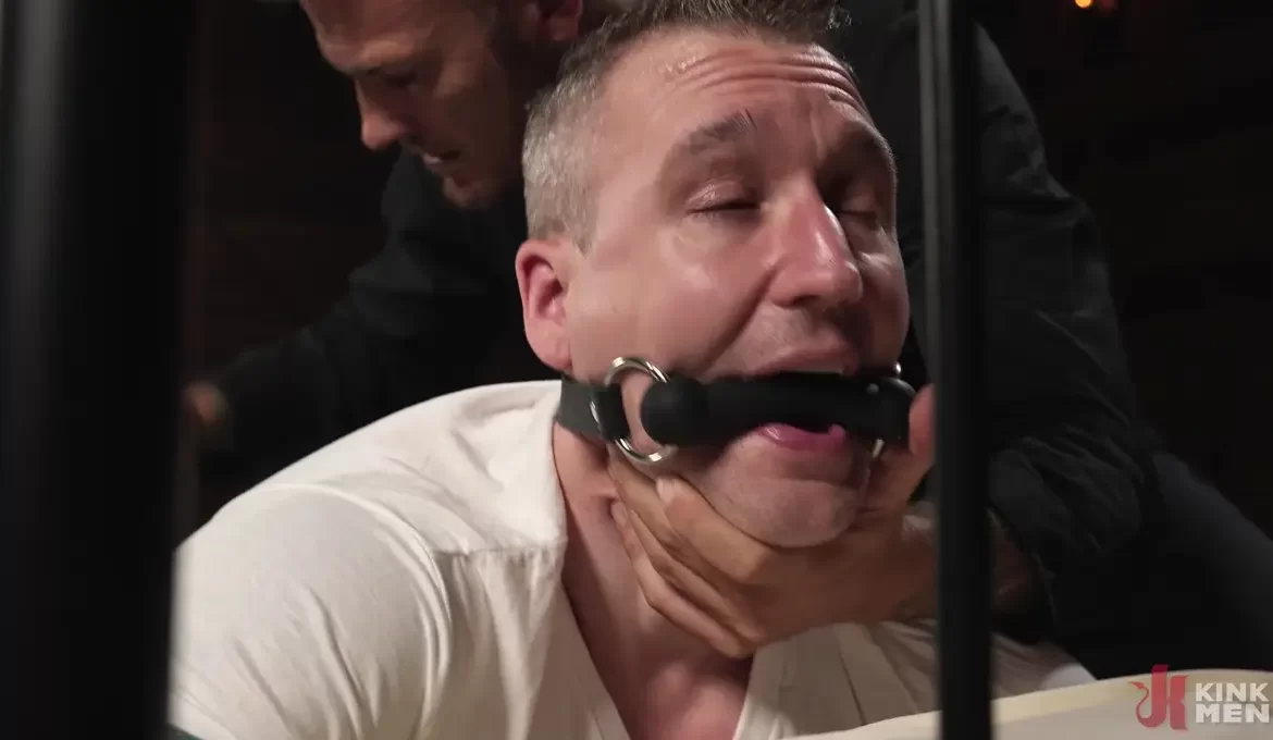 Master Christian Wilde Outdoes Himself With Baxxx's Hole