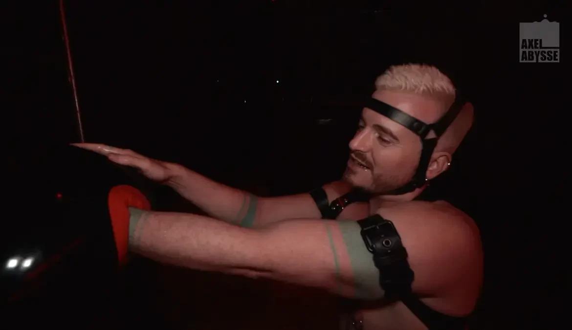 Axel Abysse & Fistus Porcus' Hot Fisting Explosion 24