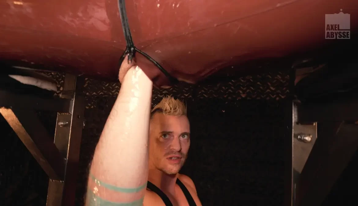 Axel Abysse & Rikki Chrome: Latex Double Fisting Invasion 20