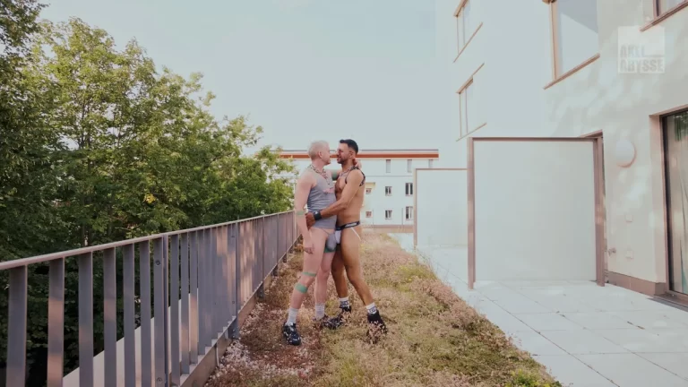 Axel Abysse & Mao Berlin Deliver the Ulimate Punch Fisting 10