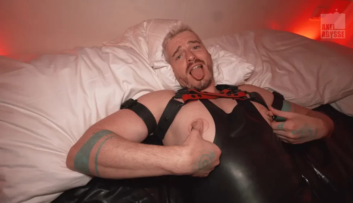 Perfect, Wet Rubber Fisting With Adam Tyrant & Axel Abysse 5