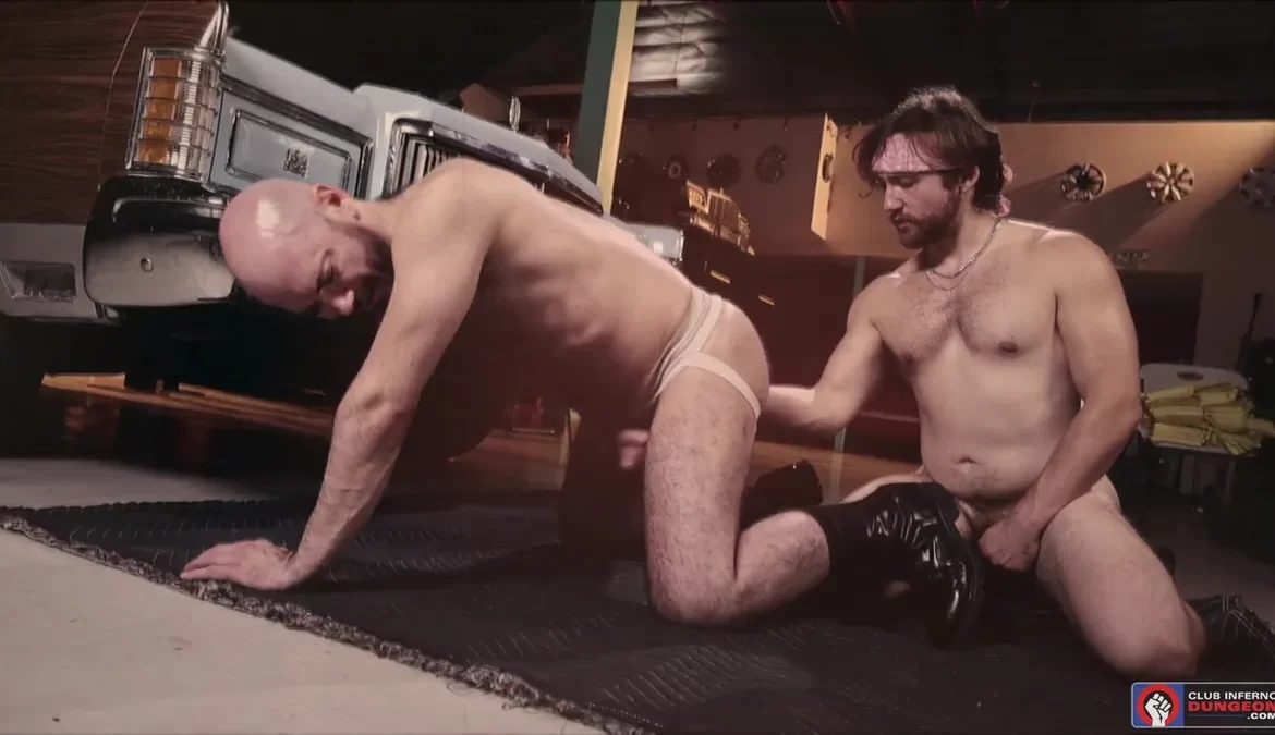 Gay Fisting & BDSM: Feral Fuxxx Takes The Punch From Joey Blaze Feral Fuxxx Takes The Punch From Joey Blaze 6
