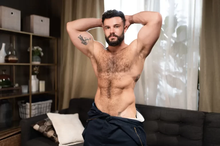 Hayden Harding Fist Fucks Gay Fisting Newcomer Reese Battle 2