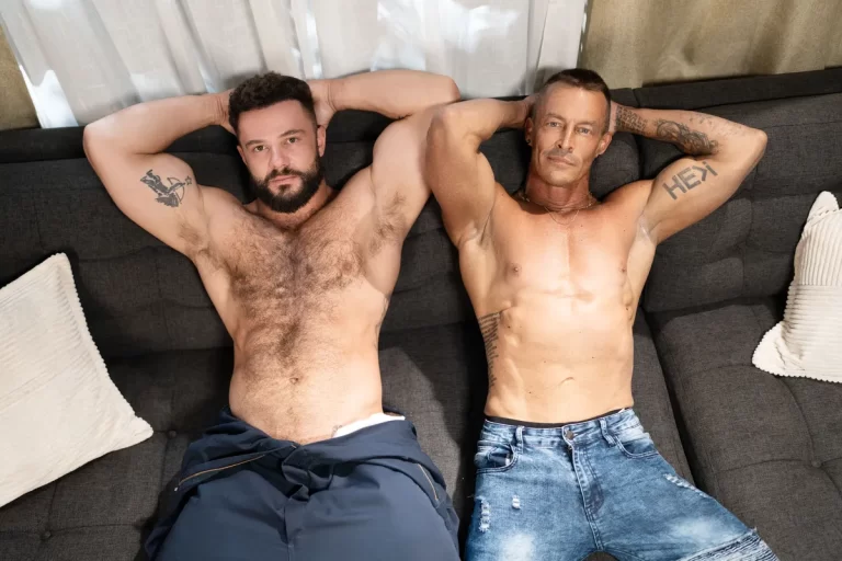 Hayden Harding Fist Fucks Gay Fisting Newcomer Reese Battle 6