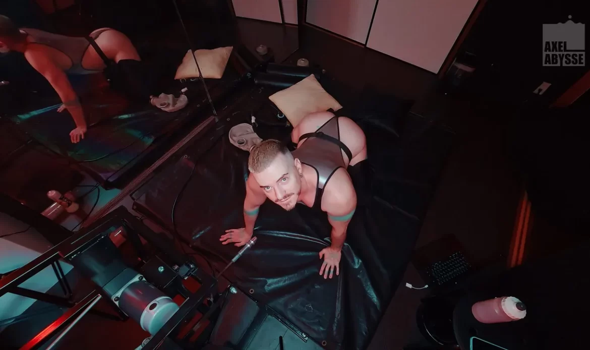 Axel Abysse Wrecks His Own Hole Solo in the Darkroom Gay Fisting & BDSM Axel Abysse Wrecks His Own Hole Solo in the Darkroom 11