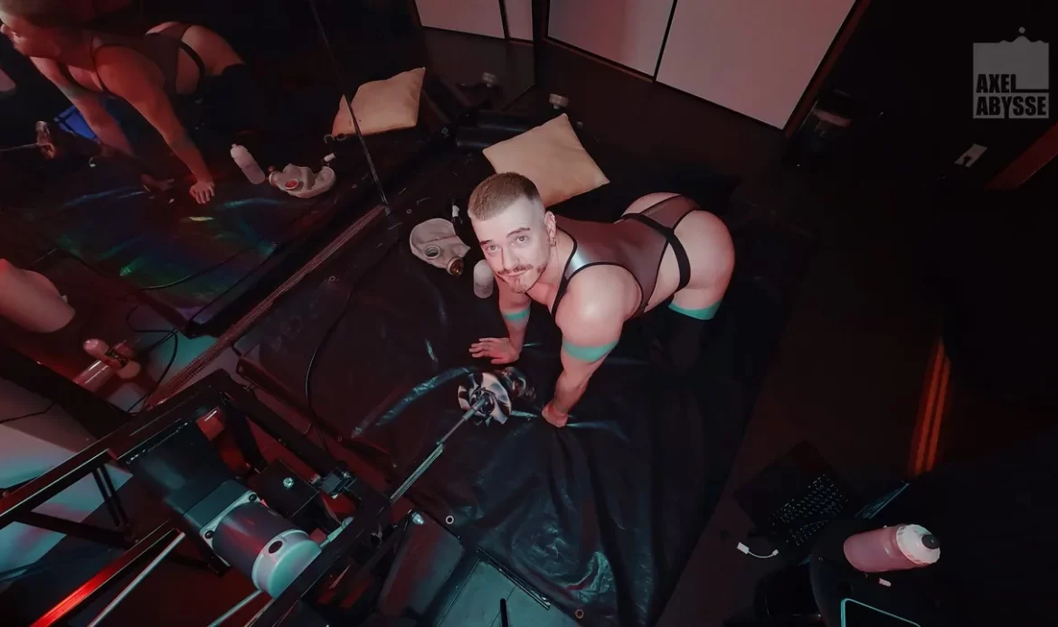 Axel Abysse Wrecks His Own Hole Solo in the Darkroom Gay Fisting & BDSM Axel Abysse Wrecks His Own Hole Solo in the Darkroom 1