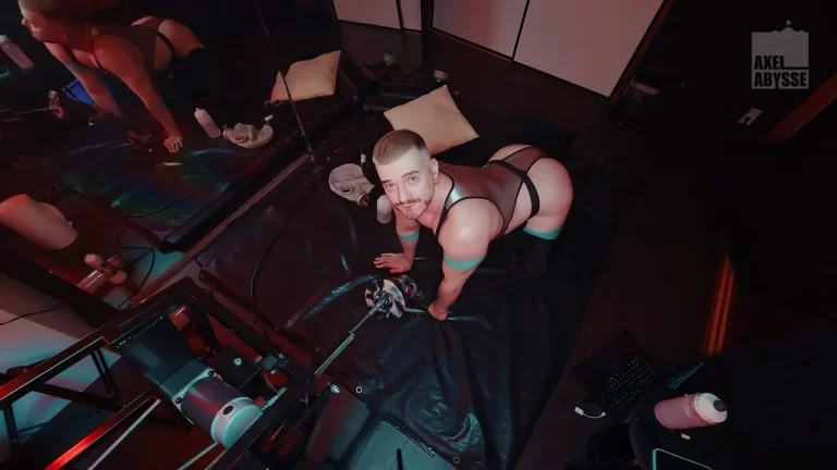 Axel Abysse Wrecks His Own Hole Solo in the Darkroom 1