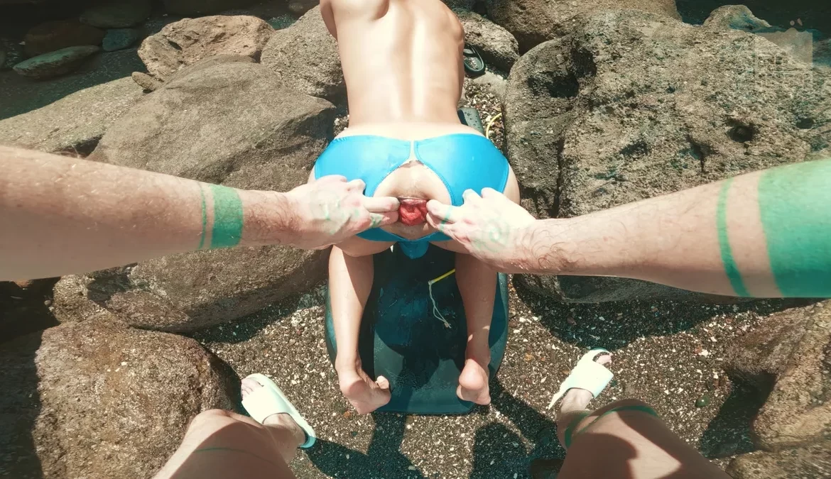 Axel Abysse & Hayashisan's Beach Flip-Fist Wreck 28