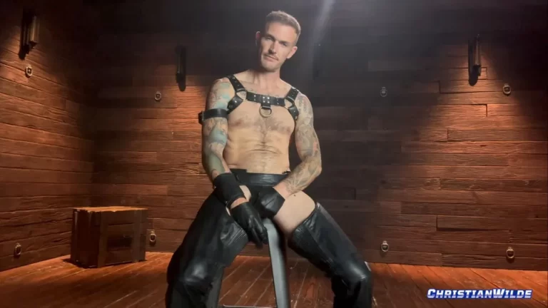 Christian Wilde's Leather Glove Cock Stroke 18