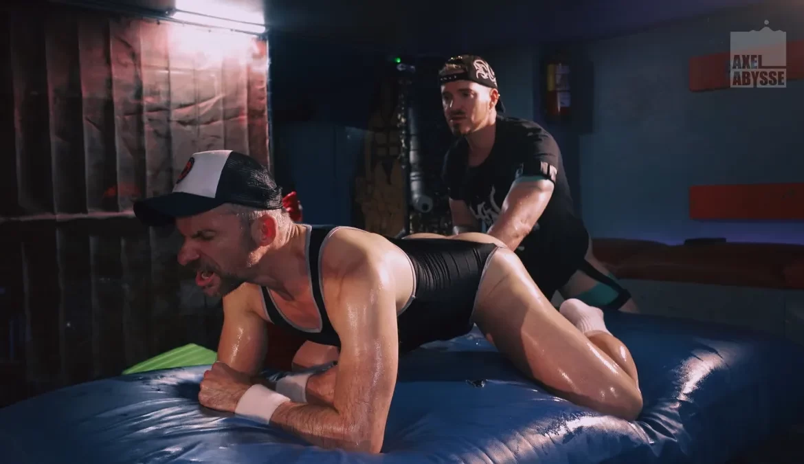 Max Wide & Axel Abysse: Double Fisting & Punching to Oblivion Gay Fisting & BDSM Max Wide & Axel Abysse: Double Fisting & Punching to Oblivion 29