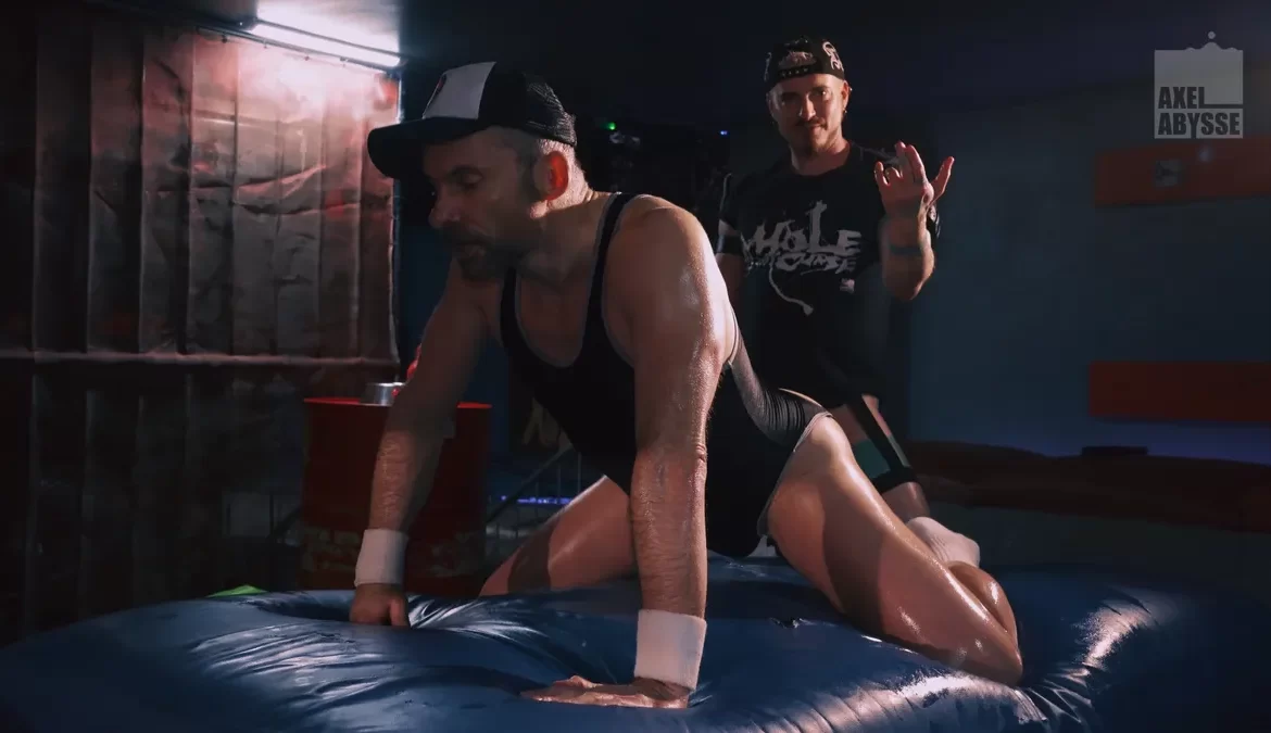 Max Wide & Axel Abysse: Double Fisting & Punching to Oblivion Gay Fisting & BDSM Max Wide & Axel Abysse: Double Fisting & Punching to Oblivion 33