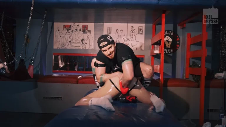 Max Wide & Axel Abysse: Double Fisting & Punching to Oblivion Gay Fisting & BDSM Max Wide & Axel Abysse: Double Fisting & Punching to Oblivion